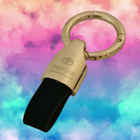 Personalized Car Keyring with Custom Text, Logo, or Design | Engraved Keyring for Birthday, Wedding, Business Giveaway | Gift anniversary